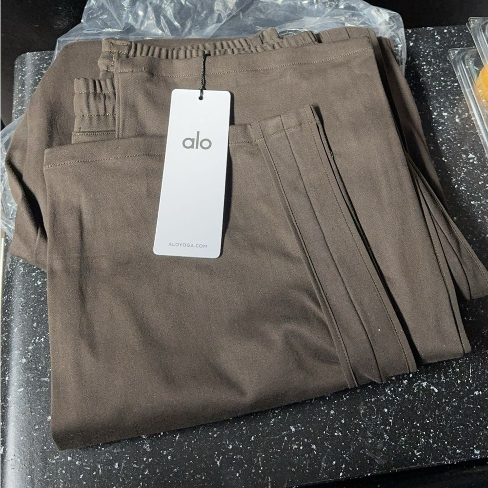 Alo Edition Sueded Straight Leg Pant